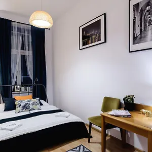 Aparthotel Golden Lion Guest Szewska 19
